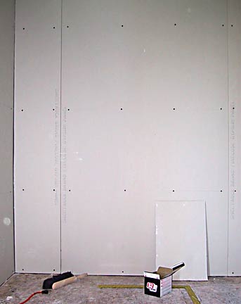 9933_sheetrock_walls